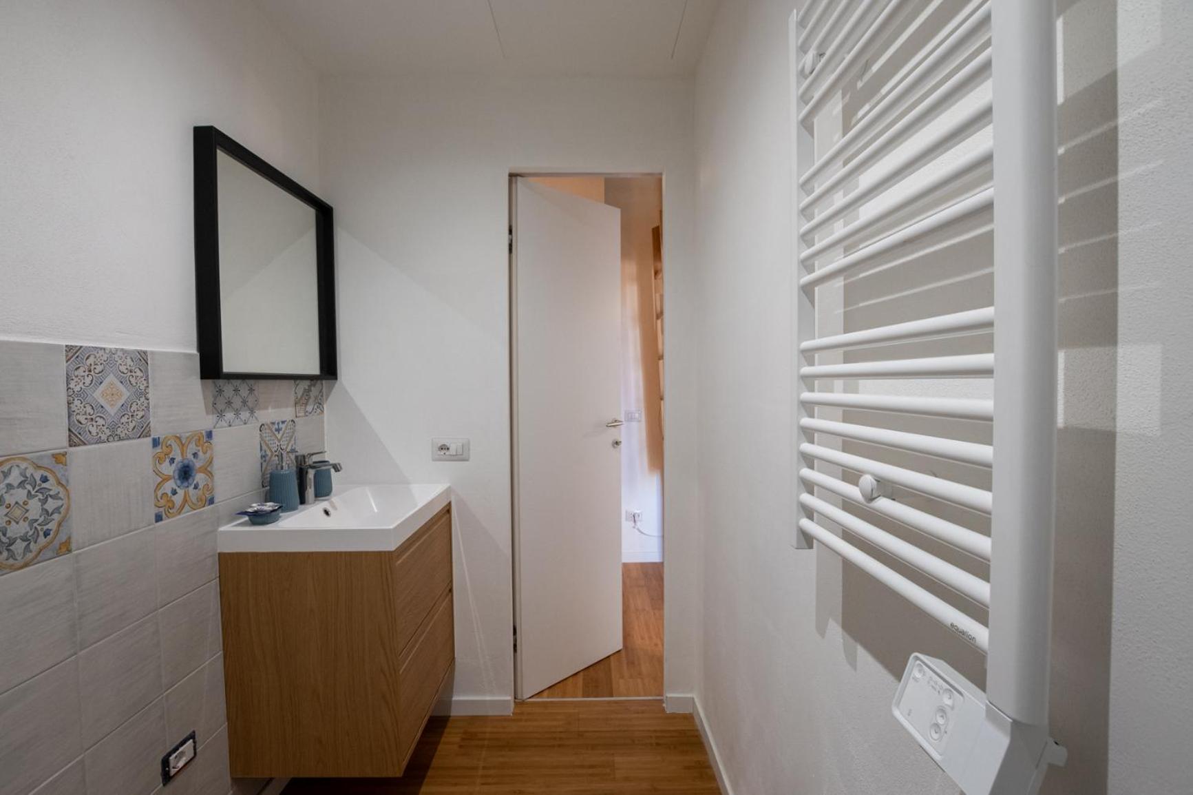 Wabi Sabi Vicino Metro M1 Appartement